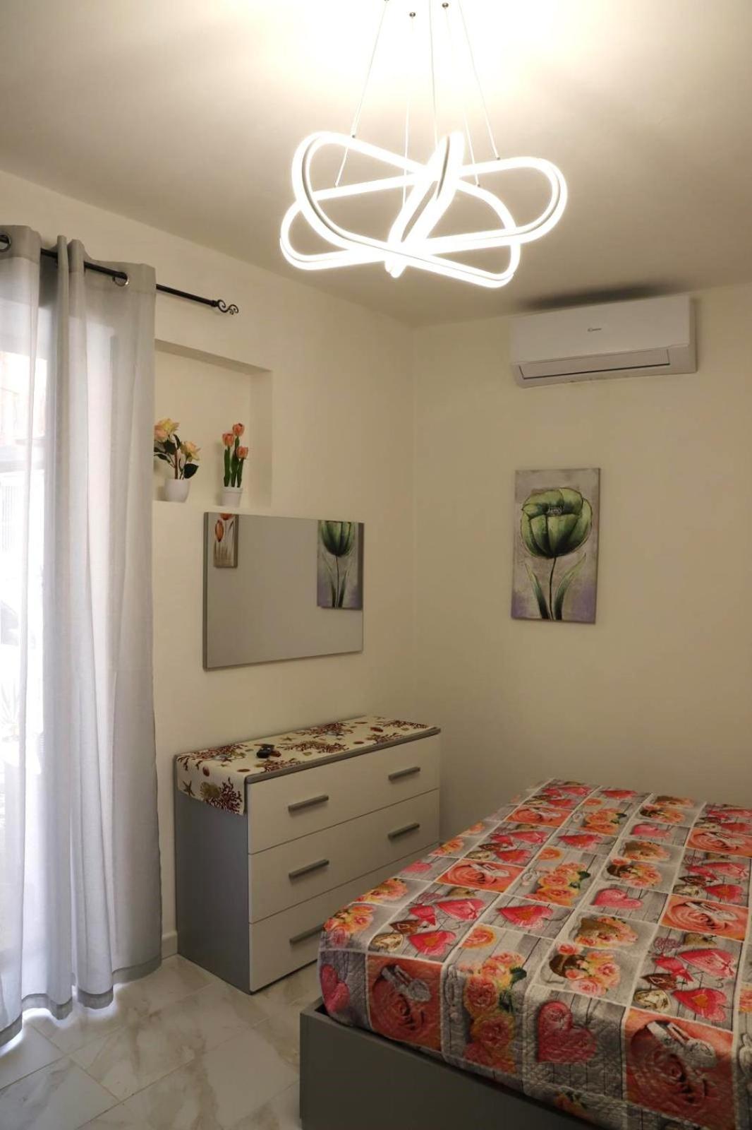 Lo Scarrozzo Room Palermo Zewnętrze zdjęcie